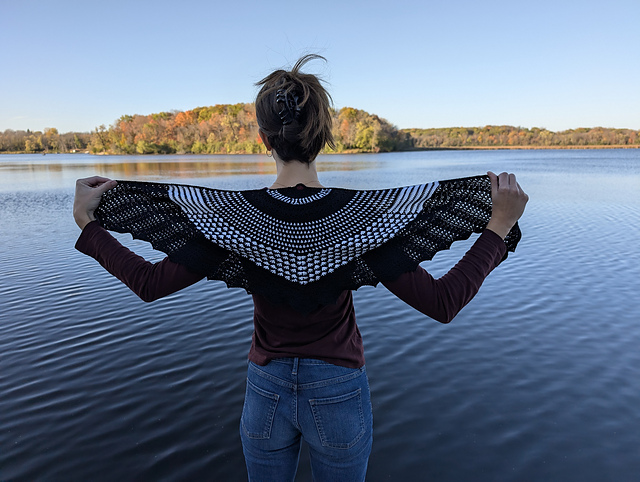 Loon Shawlette