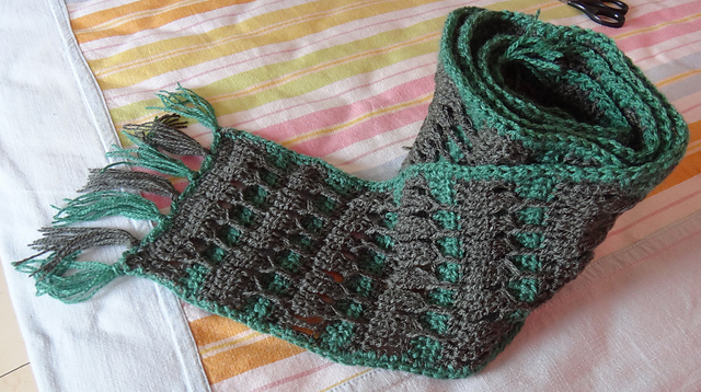 Elmore Scarf