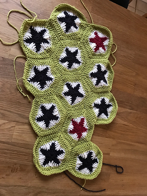 Sternhäkeldecke