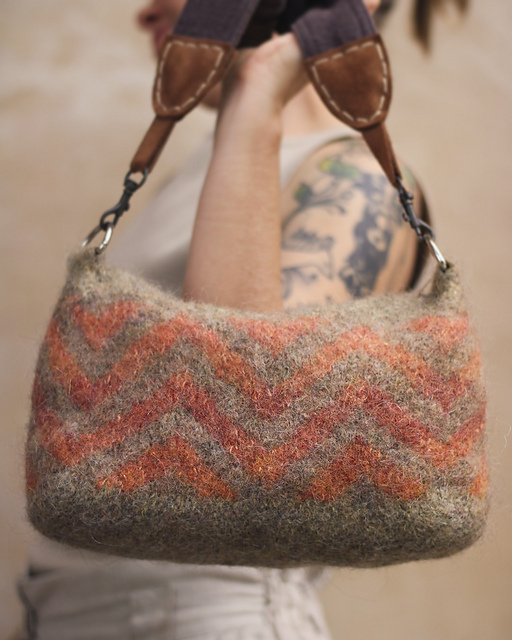 Ravelry: YamaFibreArt's ZZ Bag
