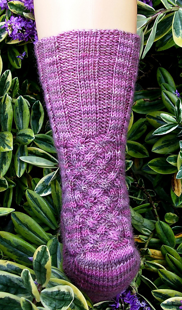 Celtic Cable Heel