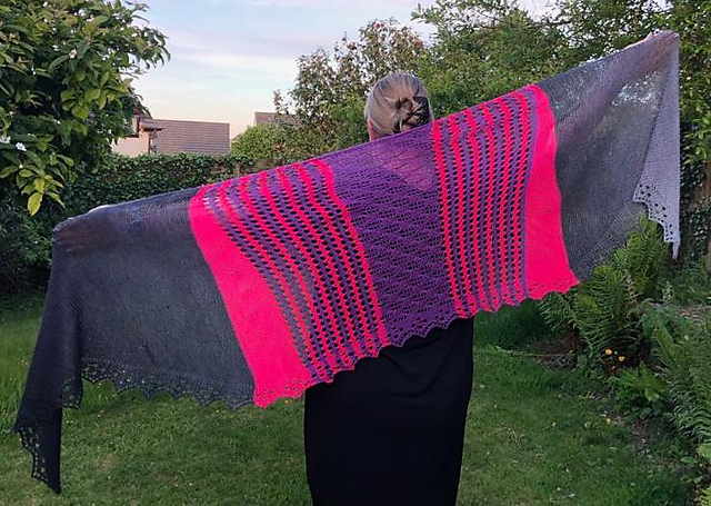 Holywell Bay