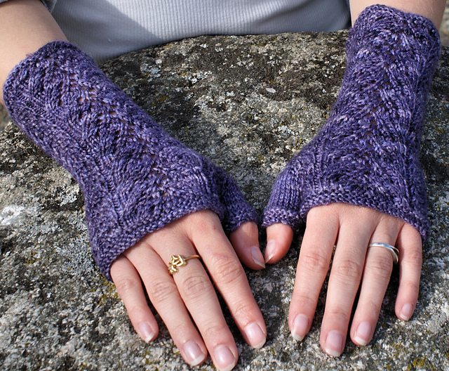 Fame Handwarmers
