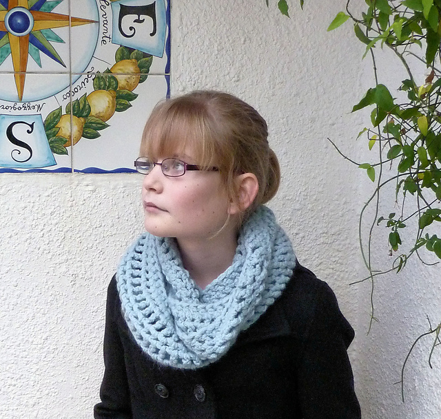 Paloma Infinity Scarf