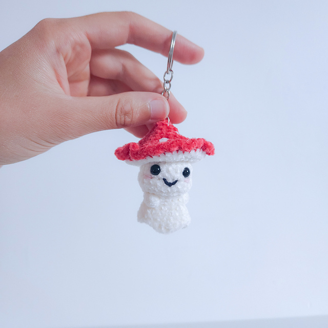 Halloween Mushroom Ghost Keychain