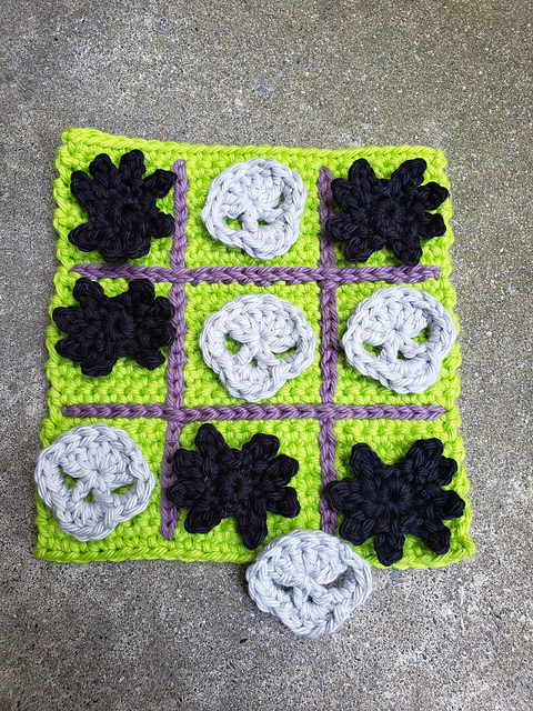 Skull and Spider Game