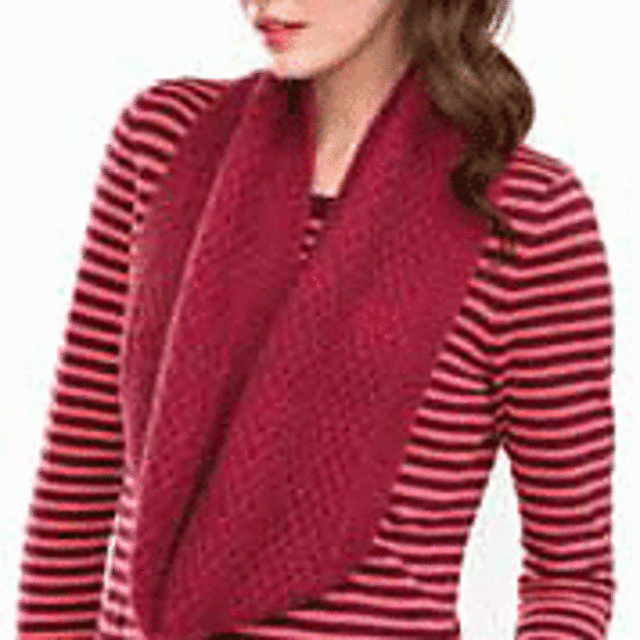 Smock Stitch Cowl