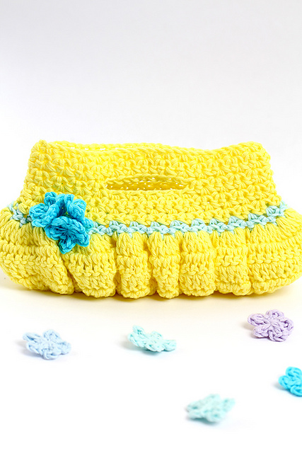 Ruffle Purse