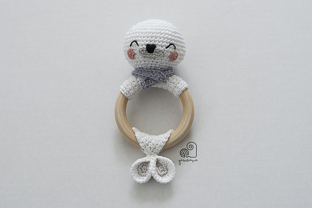 Frosty the Seal rattle
