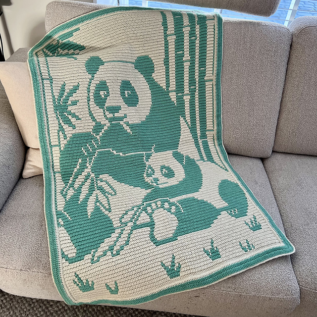Overlay Mosaic Bamboo Cuddle