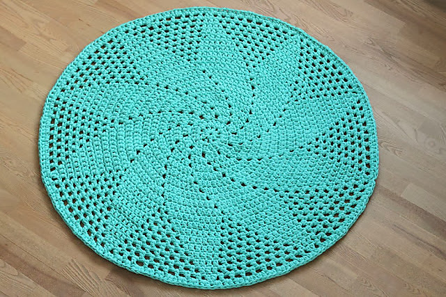 Doily juletræstæppe