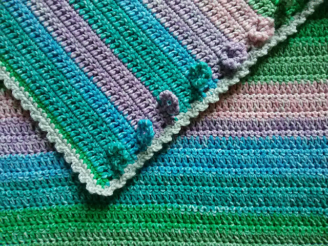 The Cozy Posy Throw