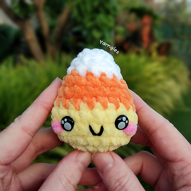 Tiny Candy Corn Kenzie