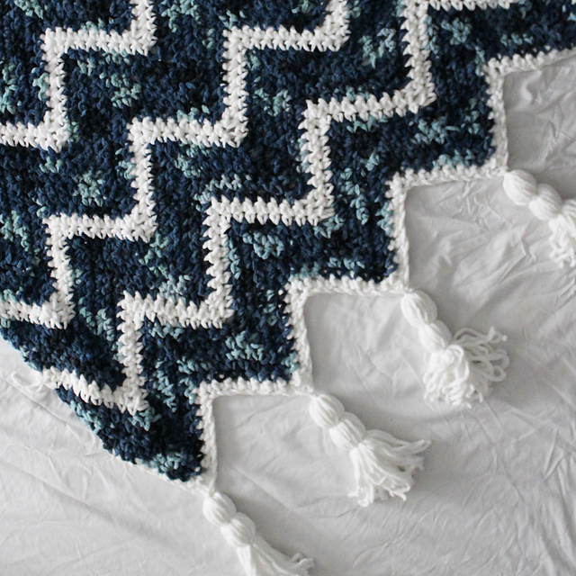 The Waterfall Throw