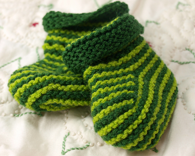 Simple Baby Booties