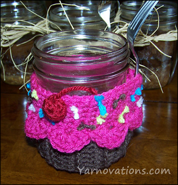 Cupcake Cozy and Turtle Cake in a Jar Recipe