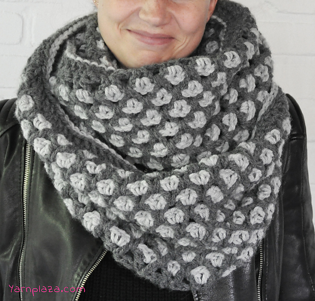 Alaska Infinity Snood