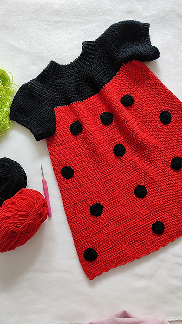 The little lady Dress: 3 sizes in one pattern