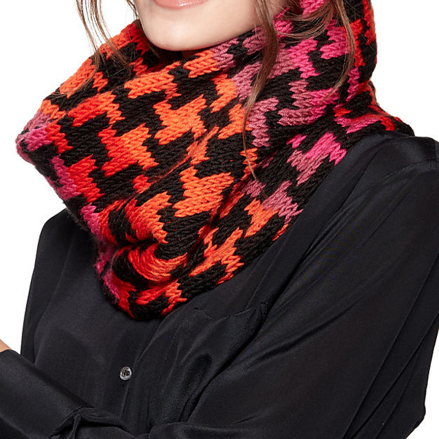 Houndstooth Cowl
