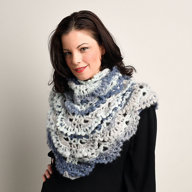 Shell Stitch Triangular Shawl