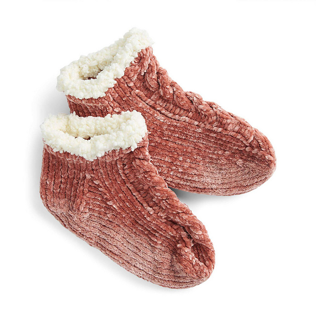 Cabled Reading Socks
