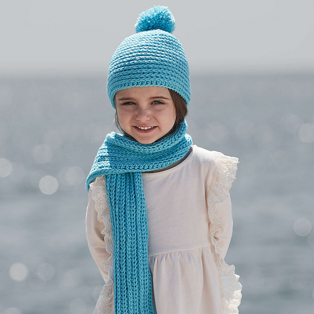 Spiral Hat and Ribbed Scarf