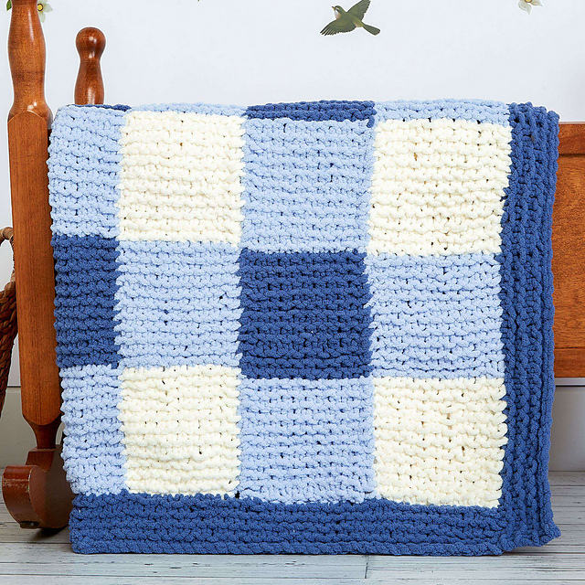 Ravelry Gingham Panels Blanket pattern by Yarnspirations Design Studio