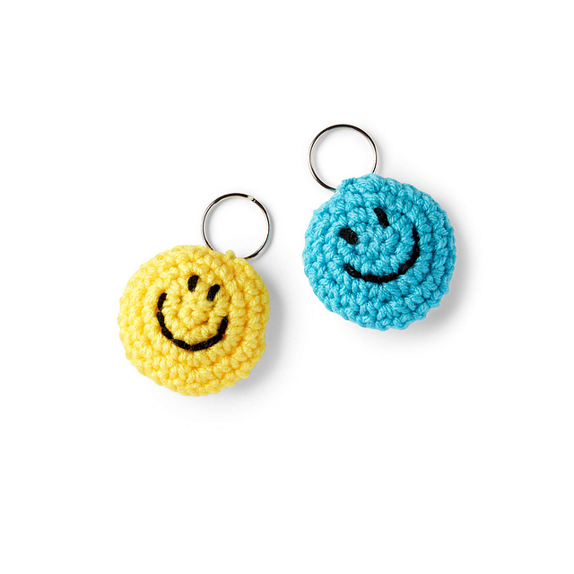 Ravelry: Smiley Emoticon Key Chain pattern by Yarnspirations