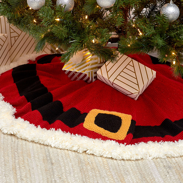 Santa's Coat Tree Skirt