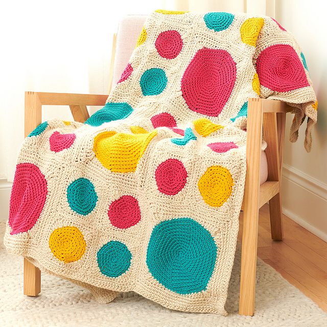 Multi Dots Blanket