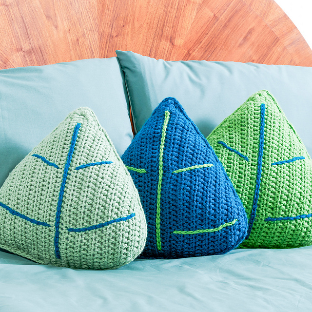 Leaf Pillow