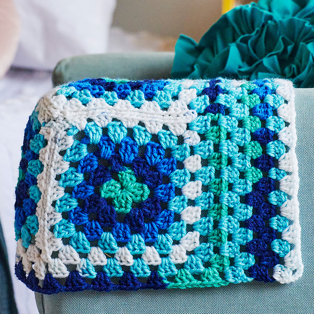 Granny Couch Cozy