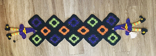 Witchy Halloween Table Runner