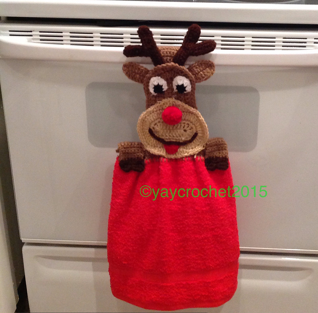 Rudolph Towel Topper