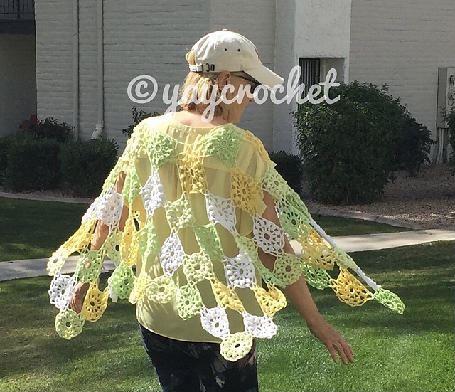 Daisies Galore Poncho