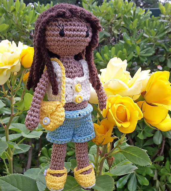 Alana the doll, and her summer outfit