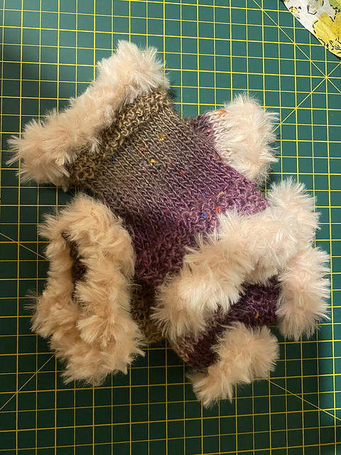 Fluffy Thumb Mitts
