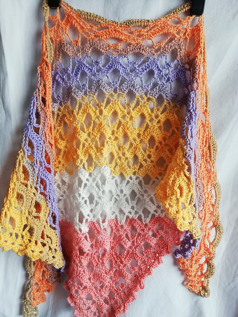 Triangle of Fans Shawl