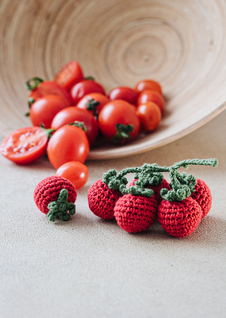 Ravelry: Cherry tomatoes pattern by Irina Obukhova