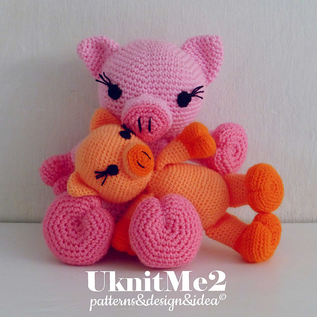 Amigurumi Pig doll