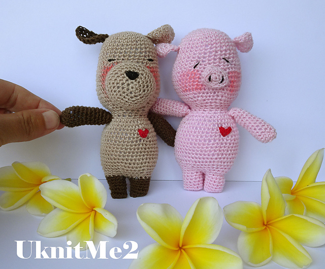 Pocket Pals Dog & Pig tiny amigurumis 2x1