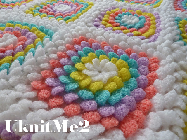 Granny Square Banket Floral Yummy