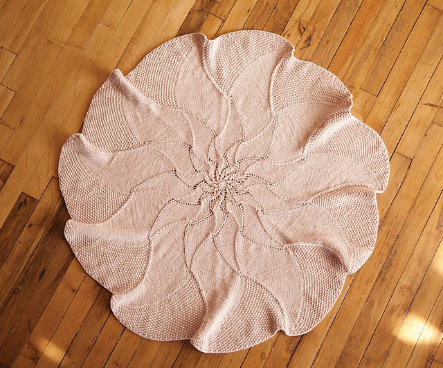 Dahlia Blanket