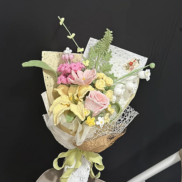 9 in 1 Flower Bouquet Wine Glass Rose