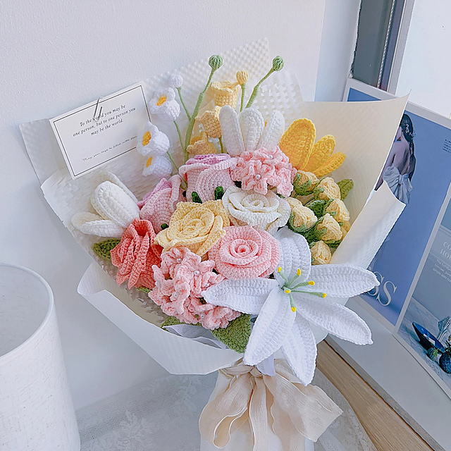 7in1 Rose Lily Crochet Flower Bouquet