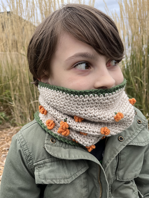 Lil Punkins Cowl