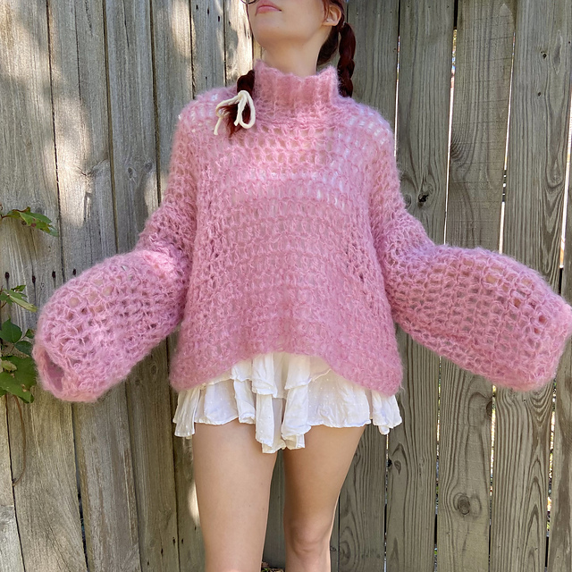 Ravelry: EASY Fluffy Mohair Sweater pattern by Heather Brooke