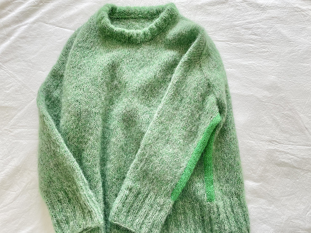 Hello Round Sweater