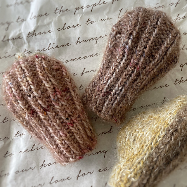 Madeleine Lip Balm Holder