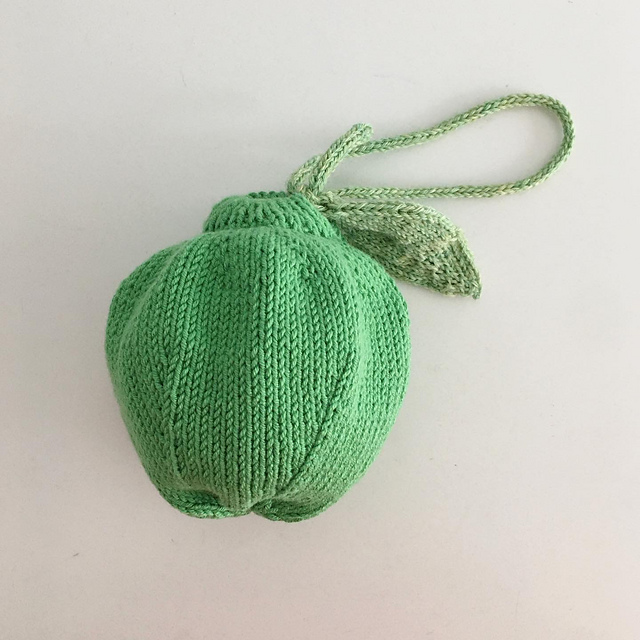 Green Apple pouch